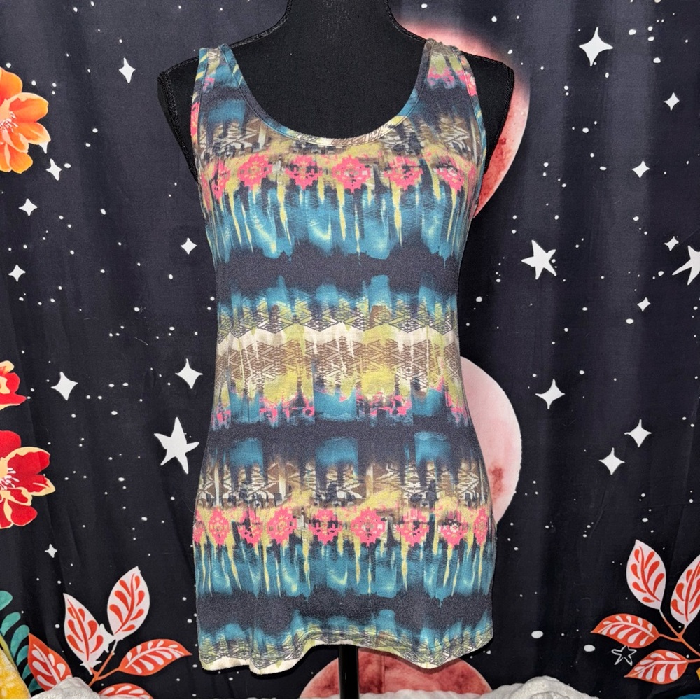 BKE Medium Graphic Tank Top